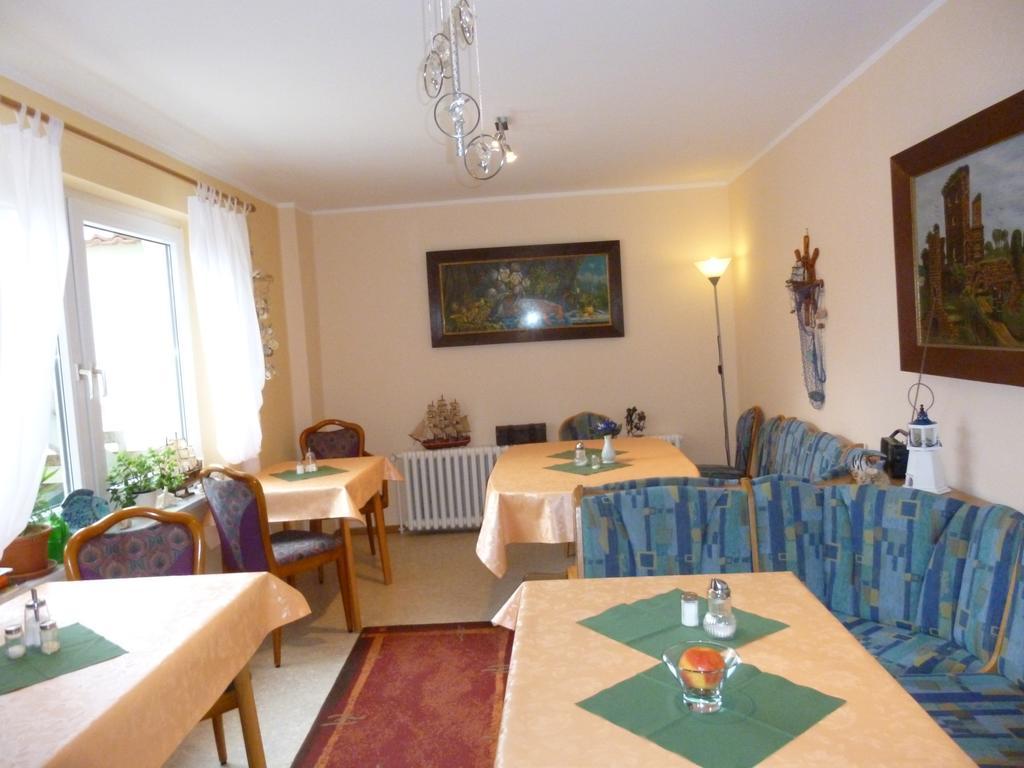 Pension Am Peeneufer Ug Wolgast Exterior foto